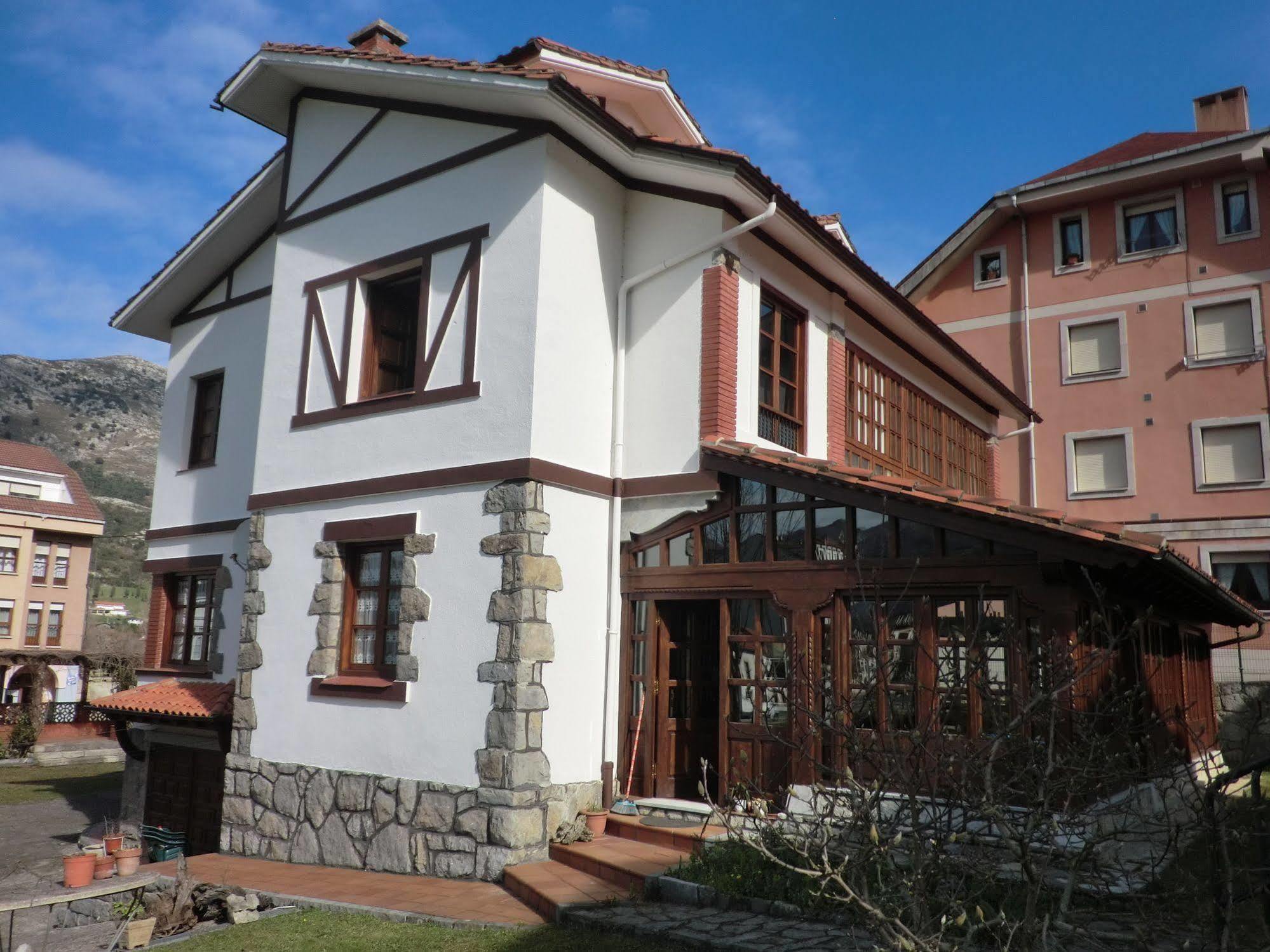 Hotel Rural Villa Elena Panes Exteriör bild