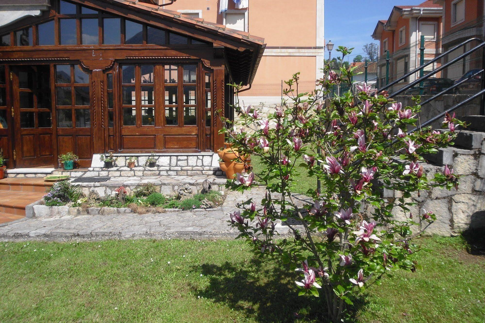 Hotel Rural Villa Elena Panes Exteriör bild